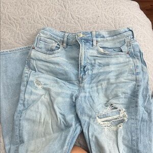 American Eagle Outfitters Light Blue Boyfriend Jeans
